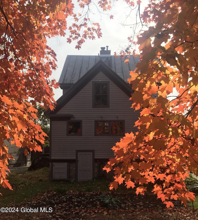 19 George St, Saratoga Springs, Inside, NY 12866 - view of side of home with a chimney