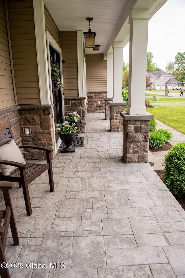 20 Bridgewater Ct, Clifton Park, NY 12065 - view of porch