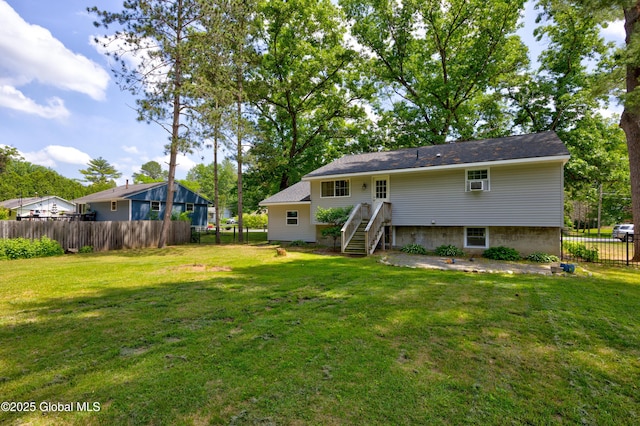7 Hathorn Blvd, Saratoga Springs, NY 12866 - back of house with a fenced backyard