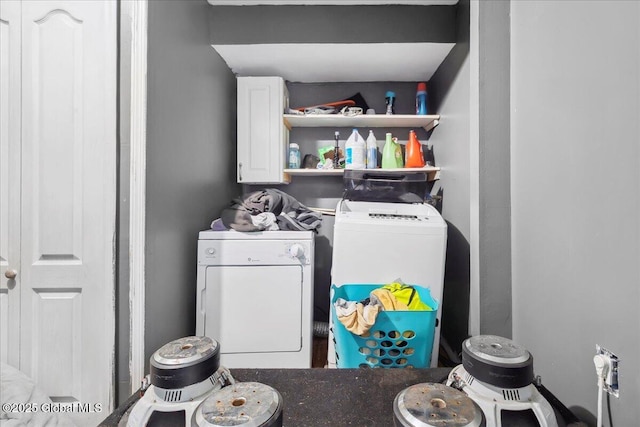 57 O Connell St, Albany, NY 12209 - laundry room with separate washer and dryer