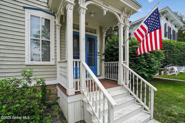302 S William St, Johnstown, NY 12095 - property entrance