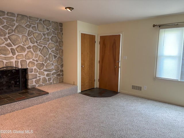3 State Cir, Gloversville, NY 12078 - unfurnished living room featuring carpet flooring