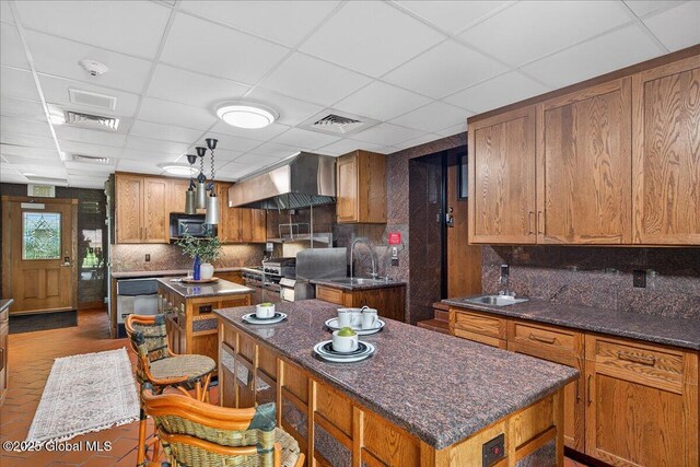 170-176 Woodlawn Ave, Saratoga Springs, Inside, NY 12866 - photo 16