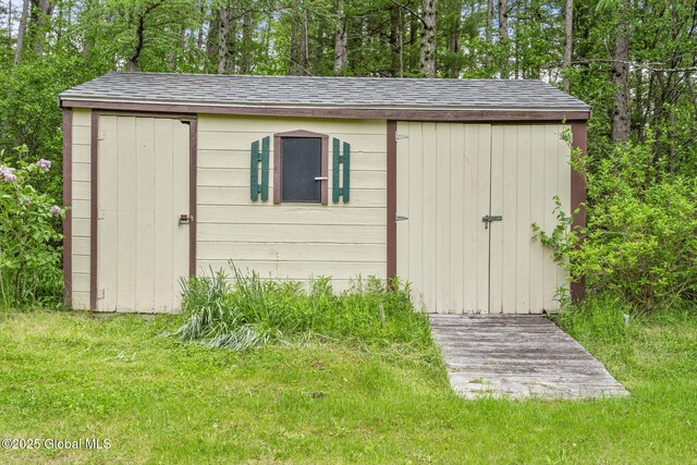 6175 Hawes Rd, Guilderland, NY 12009 - view of shed featuring view of scattered trees