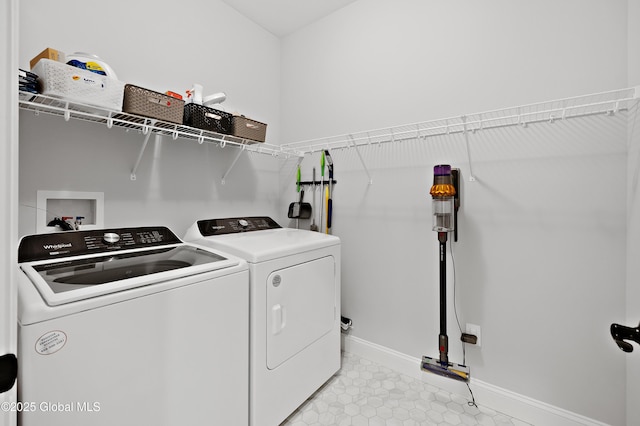 39 Berkeley Way, Wilton, NY 12866 - laundry area featuring washing machine and dryer and baseboards