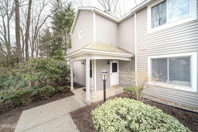 1976 Curry Rd Unit E-136, Schenectady, NY 12303 - property entrance featuring a porch