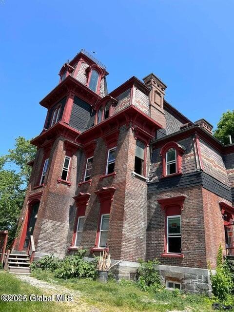 3 118th St, Troy, NY 12182 - view of front facade with brick siding
