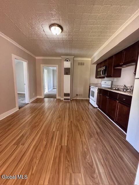 80 14th St, Troy, NY 12180 - photo 20