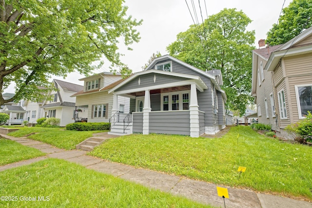35 Wallace St, Scotia, NY 12302 - view of front facade with a front yard