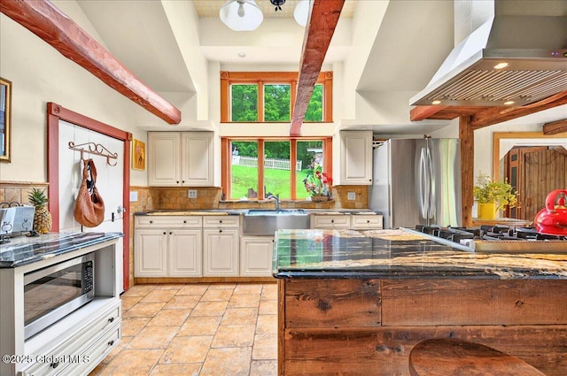 668 Rector Rd, Glenville, NY 12302