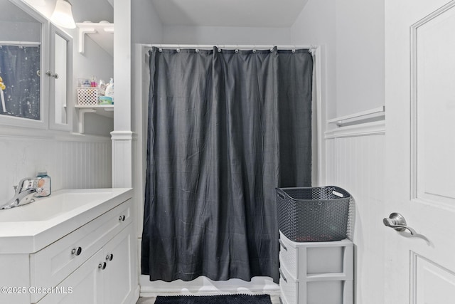 797 Eastern Ave, Schenectady, NY 12308 - full bath featuring vanity and wainscoting