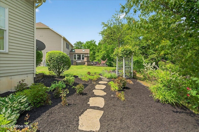 19 Hidden Farm Ln, Halfmoon, NY 12118 - view of yard