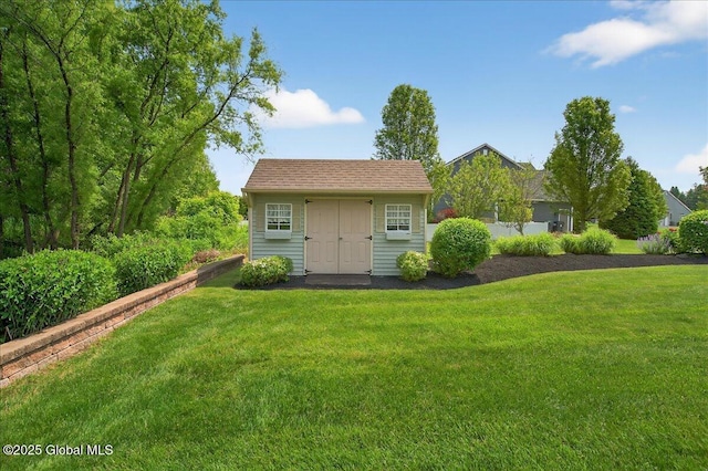 19 Hidden Farm Ln, Halfmoon, NY 12118 - view of front of home with a front yard and an outdoor structure