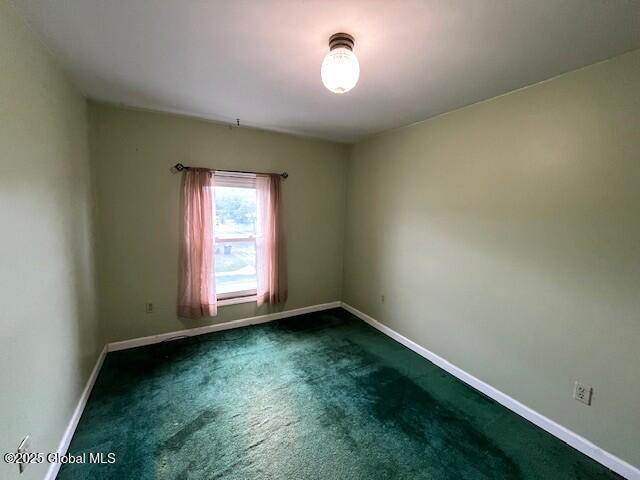 29 113th St, Troy, NY 12182