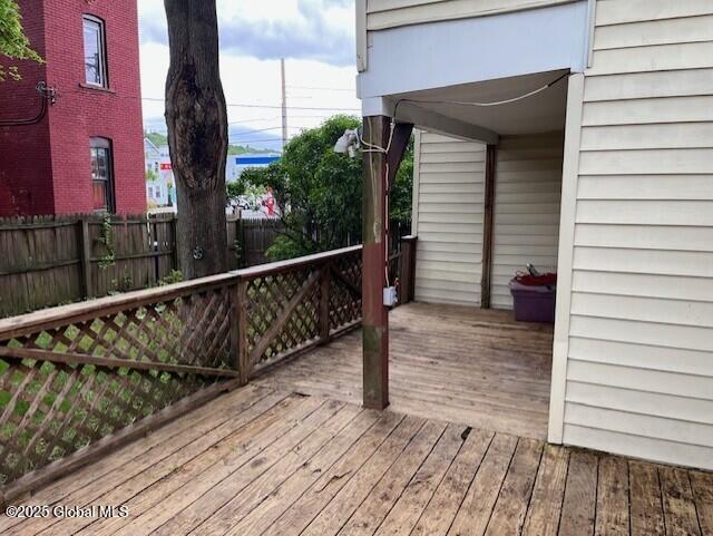 29 113th St, Troy, NY 12182