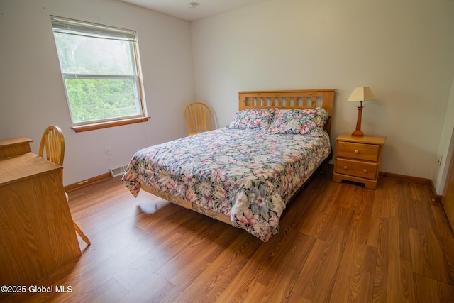 4 Cambridge Way, Ballston Spa, NY 12020 - bedroom with wood finished floors and baseboards