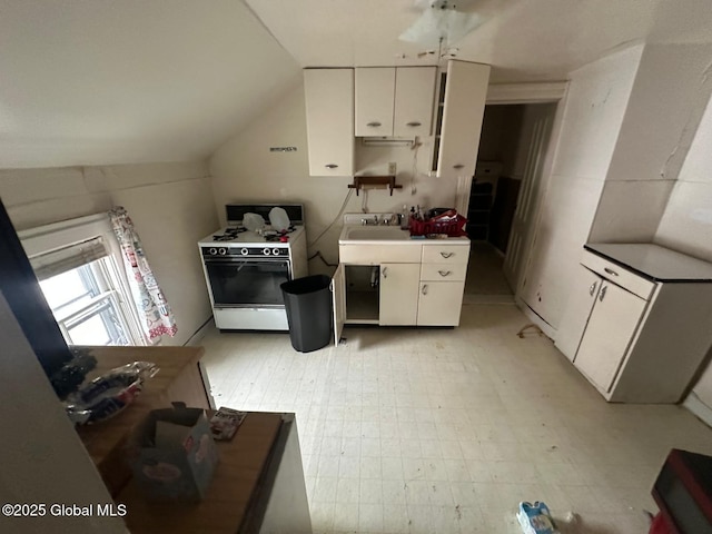 728 N Madison St, Rome, NY 13440 - photo 10
