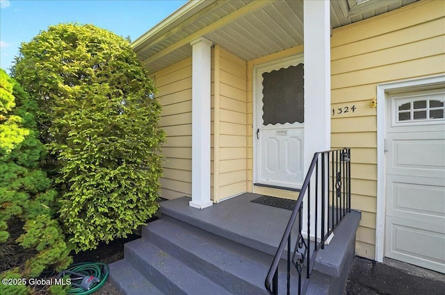 1324 Keyes Ave, Schenectady, NY 12309 - property entrance