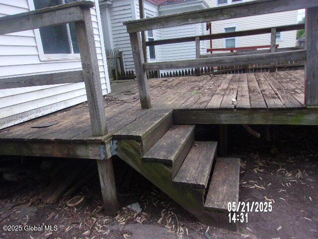 1745 Becker St, Schenectady, NY 12304 - view of deck