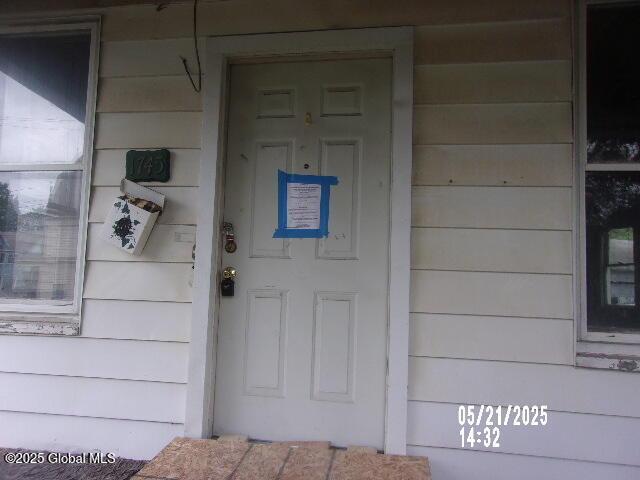 1745 Becker St, Schenectady, NY 12304 - view of entrance to property