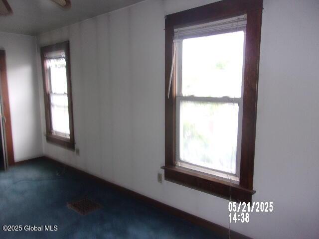 1745 Becker St, Schenectady, NY 12304 - view of empty room