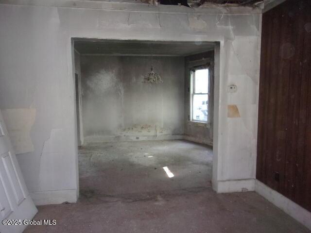 1745 Becker St, Schenectady, NY 12304 - interior space
