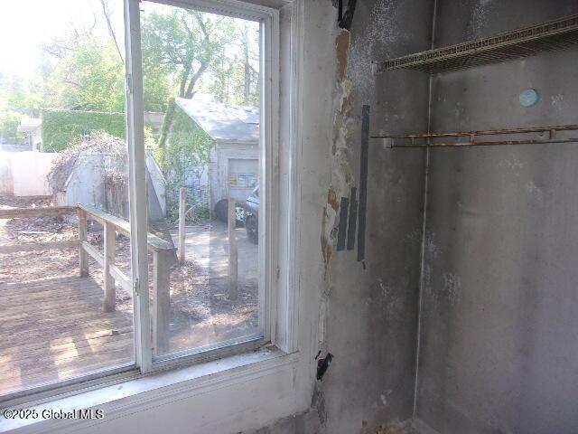 1745 Becker St, Schenectady, NY 12304 - detailed view