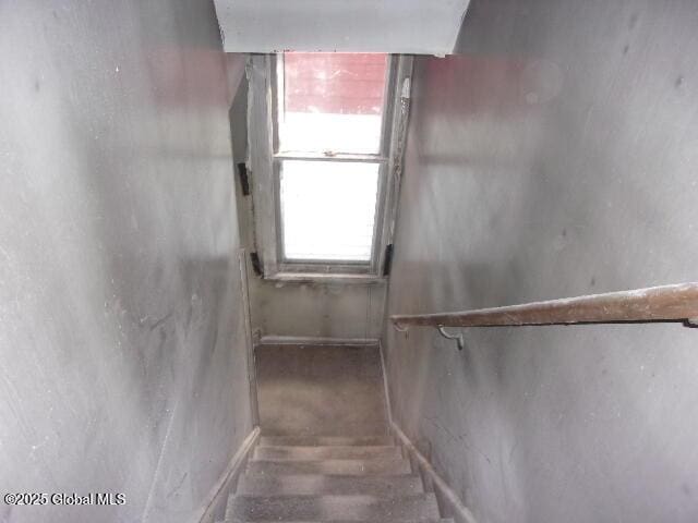 1745 Becker St, Schenectady, NY 12304 - view of stairway
