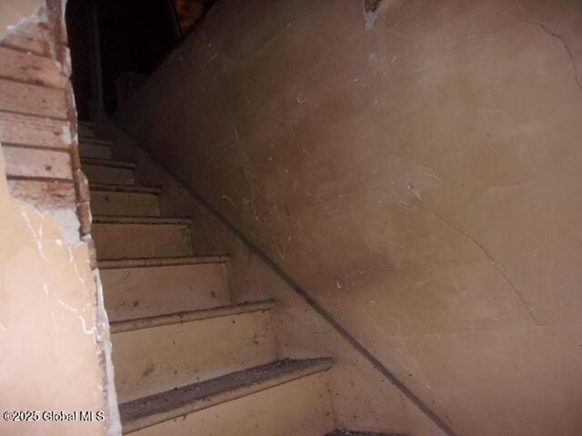 1745 Becker St, Schenectady, NY 12304 - view of stairs