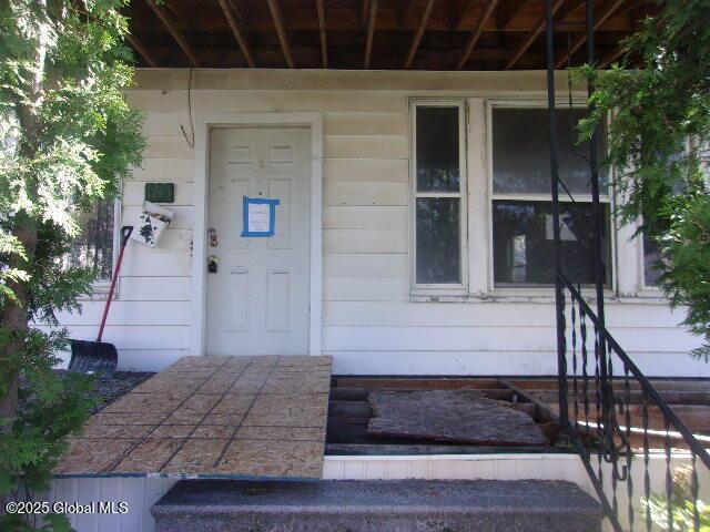 1745 Becker St, Schenectady, NY 12304 - view of exterior entry