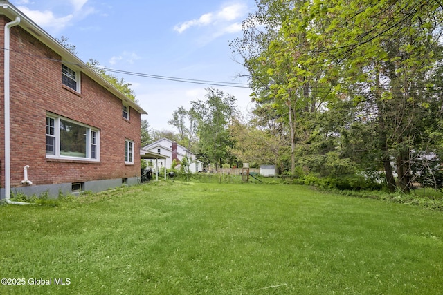 1920 Dover Rd, Niskayuna, NY 12309 - view of grassy yard