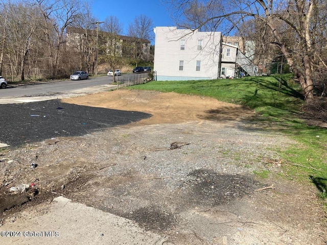563 S Pearl St, Albany, NY 12202 - photo 1