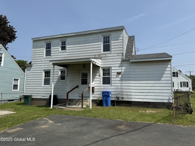 46 Elmhurst Ave, Albany, NY 12203 - back of property with entry steps