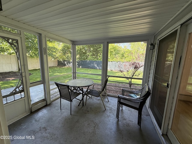 12 Graves St, Glens Falls, NY 12801 - view of sunroom / solarium