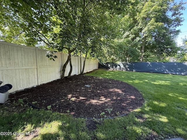 12 Graves St, Glens Falls, NY 12801 - view of yard