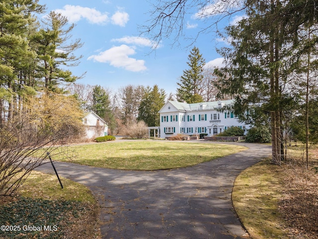 2125 Rosendale Rd, Niskayuna, NY 12309 - view of front of home with a front yard and asphalt driveway