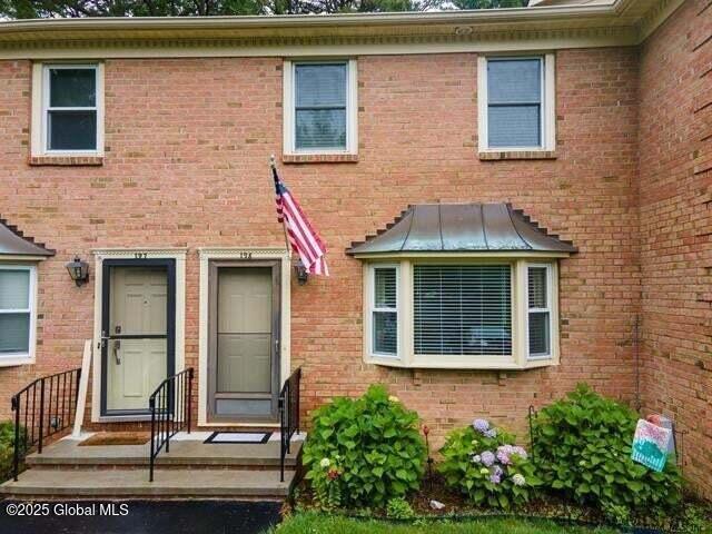 198 Williamsburg Ct, Albany, NY 12203 - view of front of house featuring brick siding