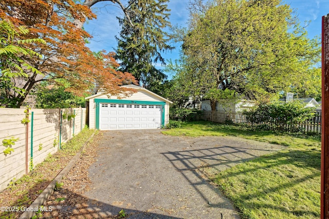 1123 Ardsley Rd, Schenectady, NY 12308 - view of detached garage