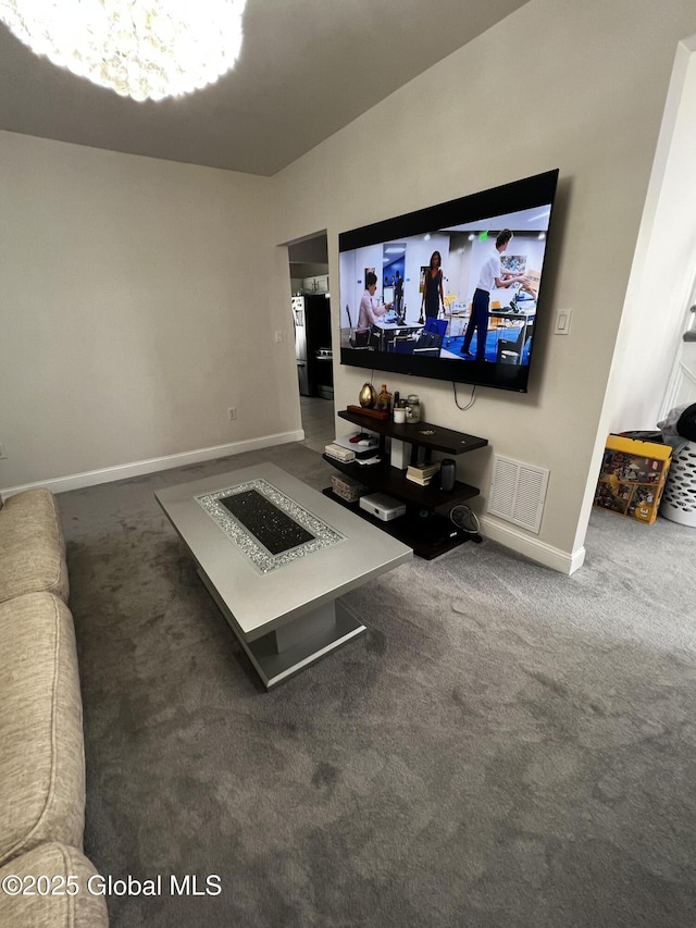 94 Willow Ave, Schenectady, NY 12304 - carpeted living area with a chandelier and baseboards