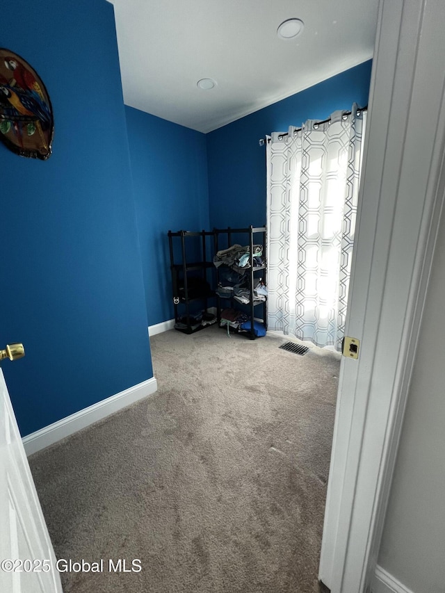 94 Willow Ave, Schenectady, NY 12304 - bedroom with carpet flooring and baseboards