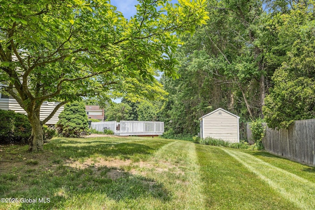 228 Vincenza Ln, Guilderland, NY 12303 - view of yard with a storage unit