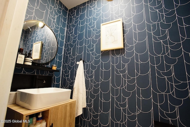 22 Winners Cir, Saratoga Springs, Inside, NY 12866 - bathroom featuring wallpapered walls