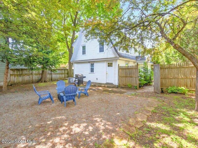 2 Van Rensselear St, Saratoga Springs, Inside, NY 12866 - view of fenced backyard
