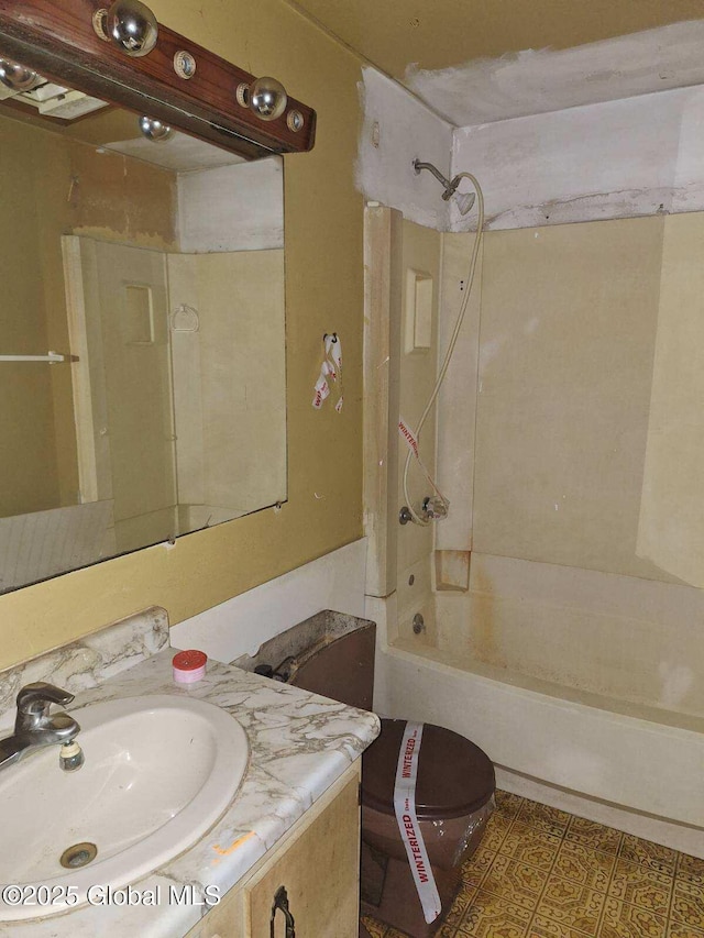 2459 Delaware Tpke, New Scotland, NY 12186 - full bathroom with shower / washtub combination and vanity
