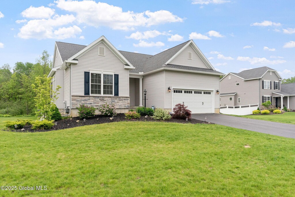 15 Summerhill Dr, Ballston, NY 12027 - photo 1