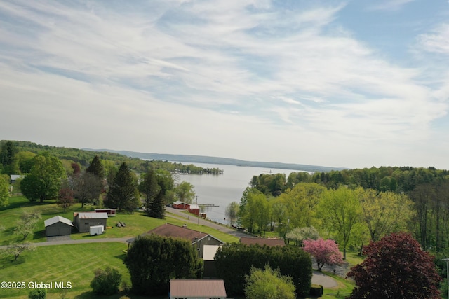 107 Lakeside Dr, Mayfield, NY 12117