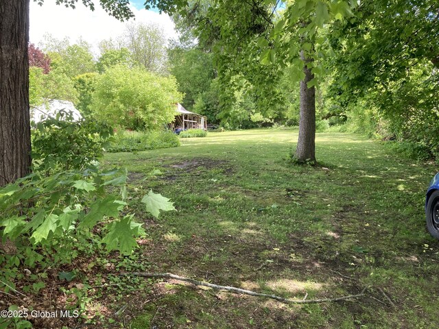 304 Alexandria Ave, Ticonderoga, NY 12883 - photo 5