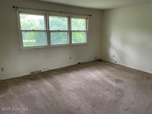 2070 Grand Blvd, Niskayuna, NY 12309 - empty room with carpet flooring