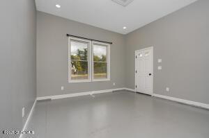 138 Lydon Ln, New Baltimore, NY 12087 - empty room featuring baseboards
