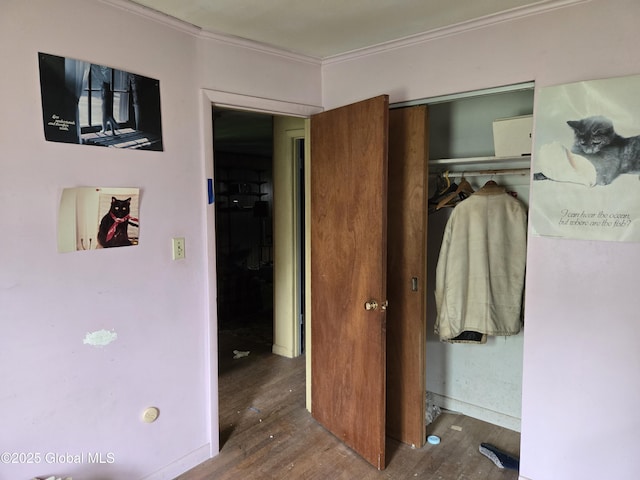 4 S E Ave, Johnstown, NY 12095 - bedroom with ornamental molding, wood finished floors, and baseboards